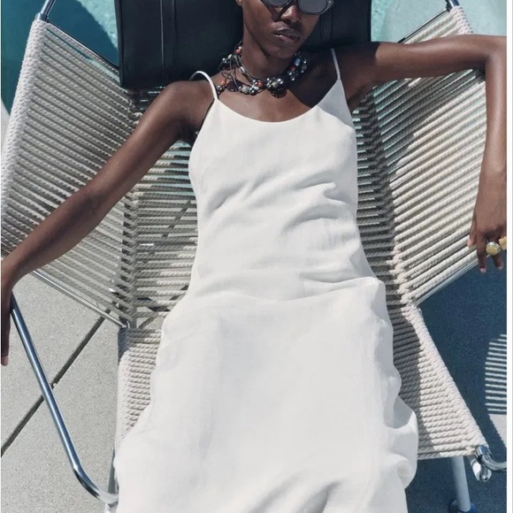 Linen Zara Dress - Picture 7 of 13